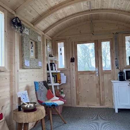 Ontwaken Tussen De Paarden Bed & Breakfast